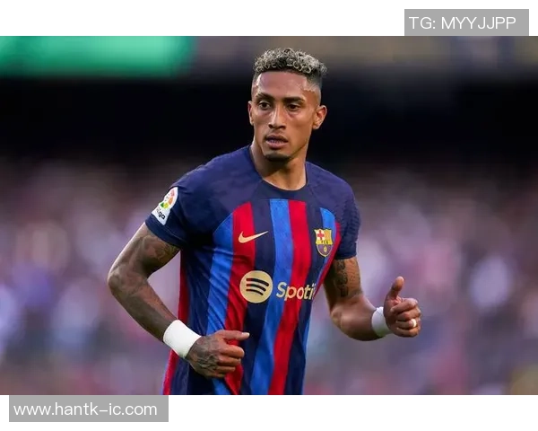 巴萨足球四号球星是谁 他在球队中的关键作用与贡献解析